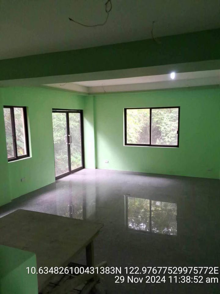 Foreclosed Residential House & Lot For Sale in Bacolod City, Negros Occidental (275 sqm Lot Area) - Media Image Asset Panel Sub-No 2