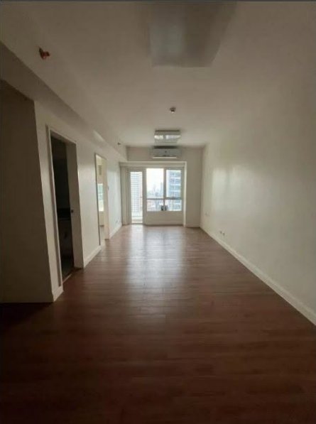 Foreclosed Residential Condominium For Sale in Makati City, Metro Manila - Media Image Asset Panel Sub-No 3
