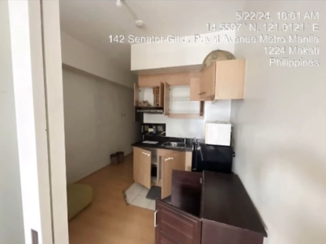 Foreclosed Residential Condominium For Sale in Makati City, Metro Manila - Media Image Asset Panel Sub-No 5