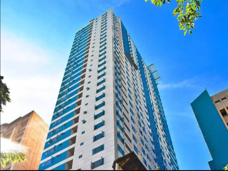Foreclosed Residential Condominium For Sale in Makati City, Metro Manila - Primary Display View Frame Location in Makati City, Metro Manila