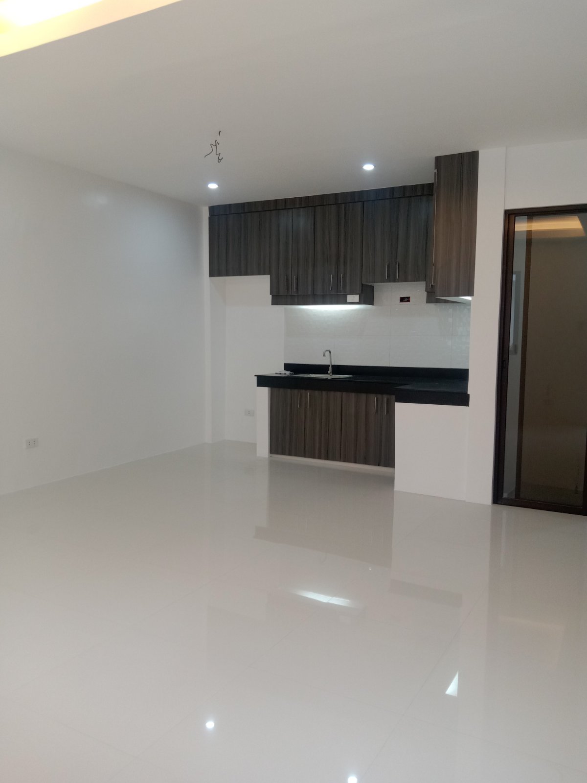 Brand New Residential House & Lot For Sale in Quezon City, Metro Manila - Media Image Asset Panel Sub-No 3